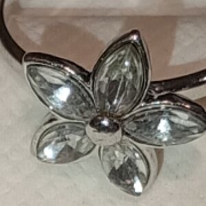 Vintage Ring Silver Floral Design